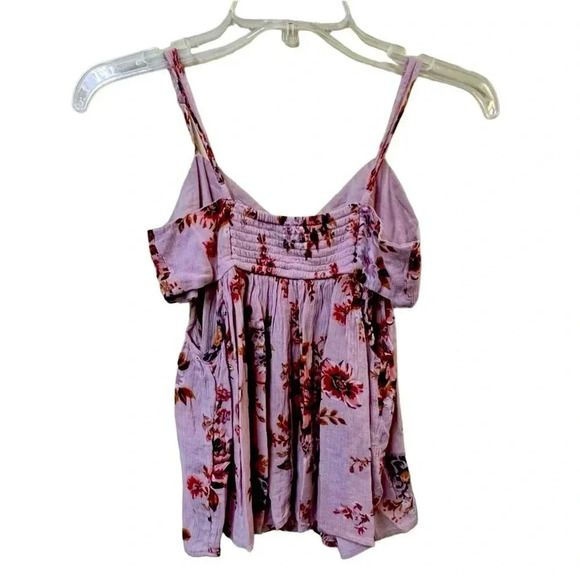 American Eagle Outfitters halter top in size
XS. - Picture 2 of 3